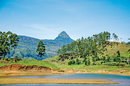 Sri Pada peak and the Moussekelle reservoir