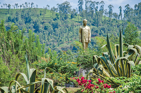 The statue of the late Minister of Land, Land Development and Mahaweli Development Gamini Dissanayake on the summit of the Kadadora hill