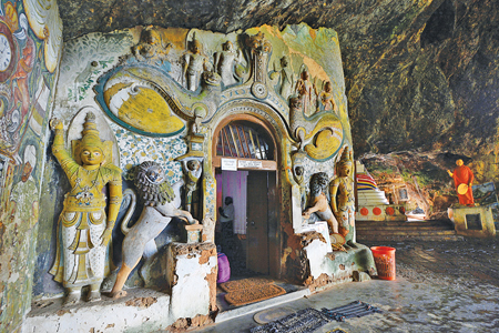 The Makara Thorana at the entrance to the cave shrine