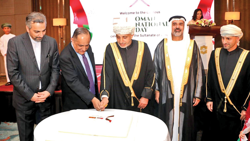 12-Sultanate Governor of the Western Province Hanif Yusoof and Ambassador of Oman, Al Rashdi cut the anniversary cake