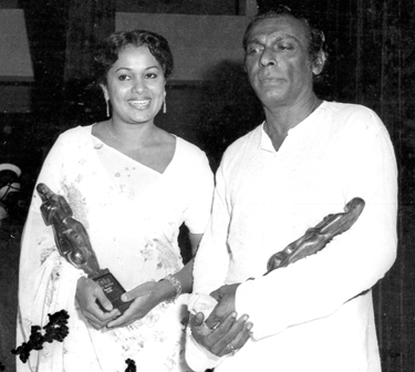 Malini with veteran actor Joe Abeywickrama