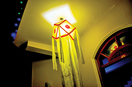 Lanterns come in all shapes and sizes, and range from the elegance to the ornate